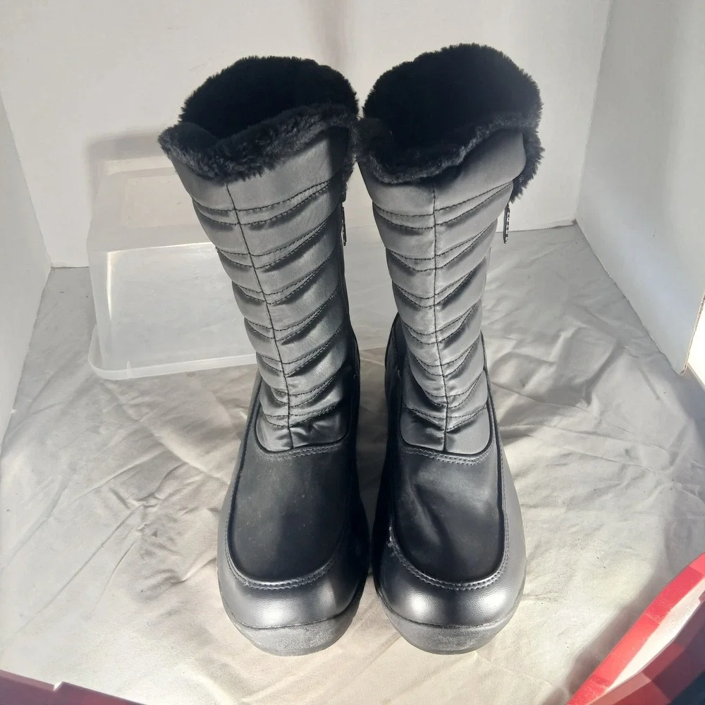 Totes Jennifer Black Quilted Faux‎ Fur Lined Winter Boots Womens 9 Medium Zip Up